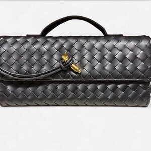 Urban Expressions Black Woven Clutch